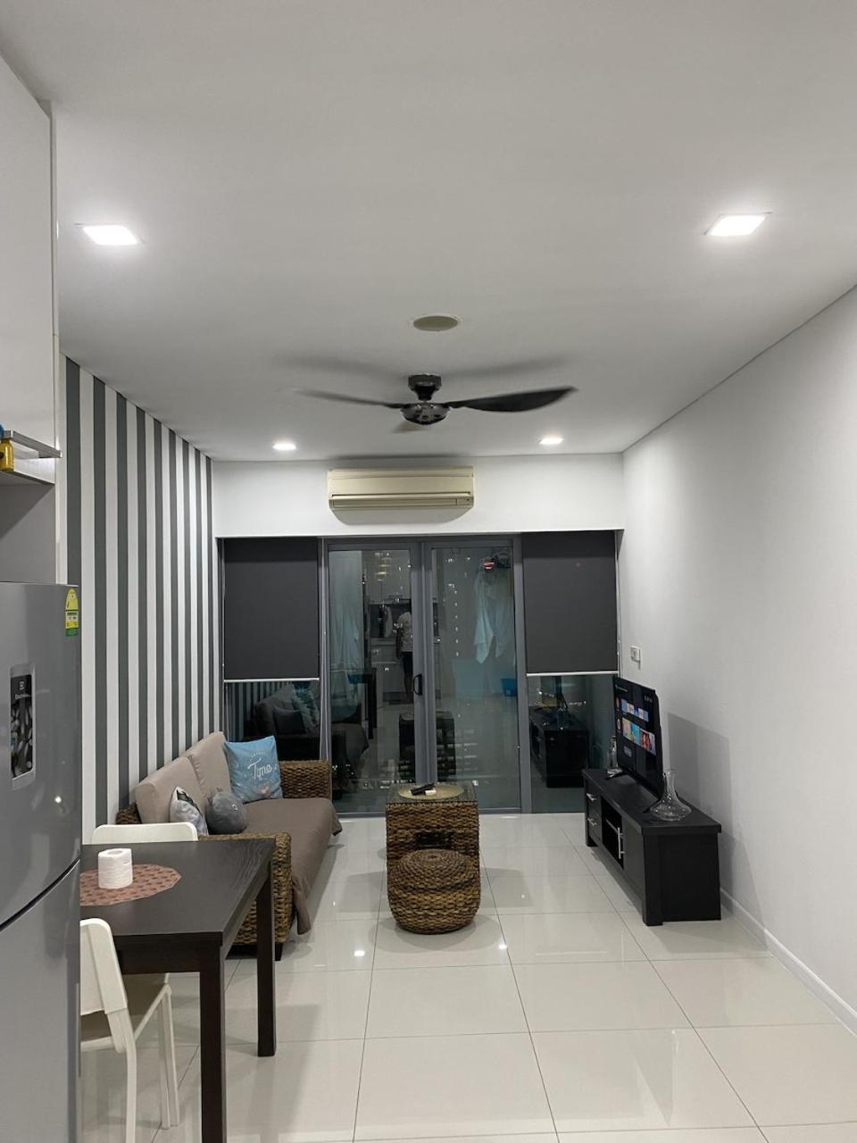 Mercu Summer Suites Klcc By Minutepointhome Kuala Lumpur Exterior photo